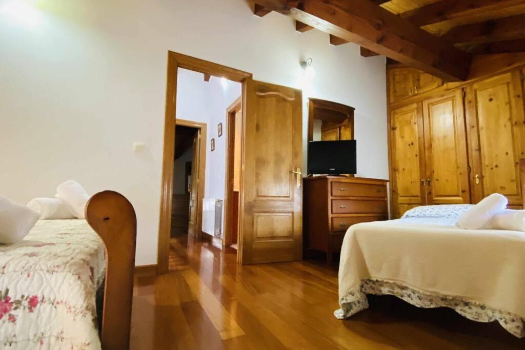 Apartamentos Lleguera 1 Llanes Kültér fotó